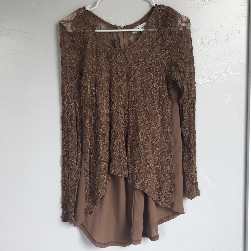Delicate chiffon crochet top with zipper detail
